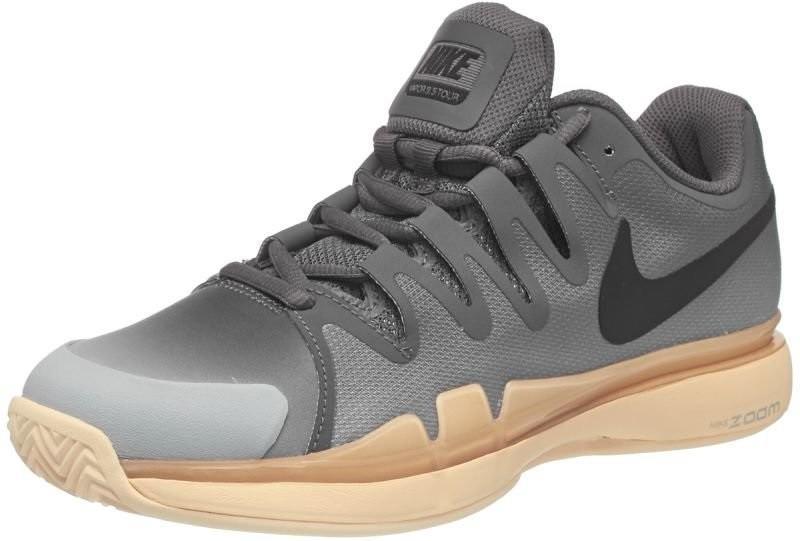 Теннисные кроссовки женские Nike WMNS Zoom Vapor 9.5 Tour ГРУНТ dark grey/black/orange quartz