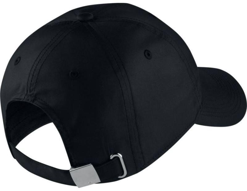 Теннисная кепка Nike H86 Metal Swoosh Cap black/metallic silver