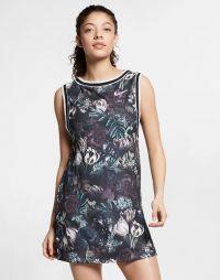 Тенісна сукня жіноча Nike Court Dress PS black/oxygen purple/oxygen purple