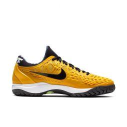Тенісні кросівки чоловічі Nike Air Zoom Cage 3 HC university gold/black/white/volt glow Тенісні кросівки чоловічі Nike Air Zoom Cage 3 HC university gold/black/white/volt glow