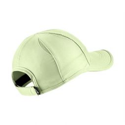 Кепка женская Nike Womens Featherlight Hat lime ice/black