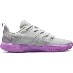 Тенісні кросівки жіночі Nike Court Vapor Lite photon dust/fuschia glow/white Тенісні кросівки жіночі Nike Court Vapor Lite photon dust/fuschia glow/white