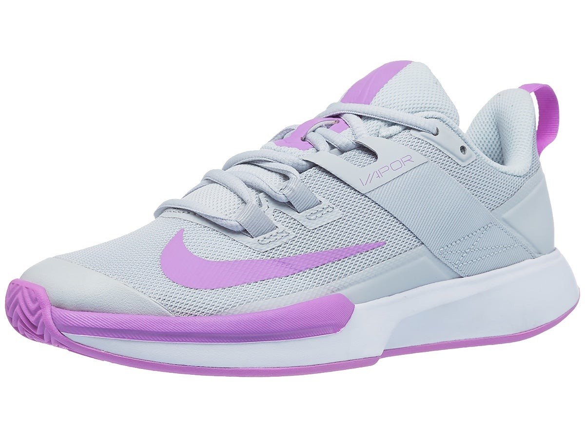 Теннисные кроссовки женские Nike Court Vapor Lite 