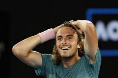 Фаворити залишають турнір. Стефанос Ціціпас у чвертьфіналі Australian Open. 