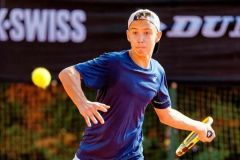 Микита Білозерцев виборов друге місце на Tennis Europe Junior Masters. Катерина Байндль зупиняється а крок від титулу.