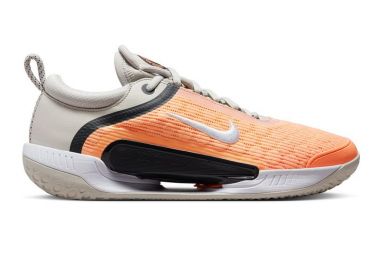 Тенісні кросівки чоловічі Nike Zoom Court NXT light bone/white/peach cream Тенісні кросівки чоловічі Nike Zoom Court NXT light bone/white/peach cream