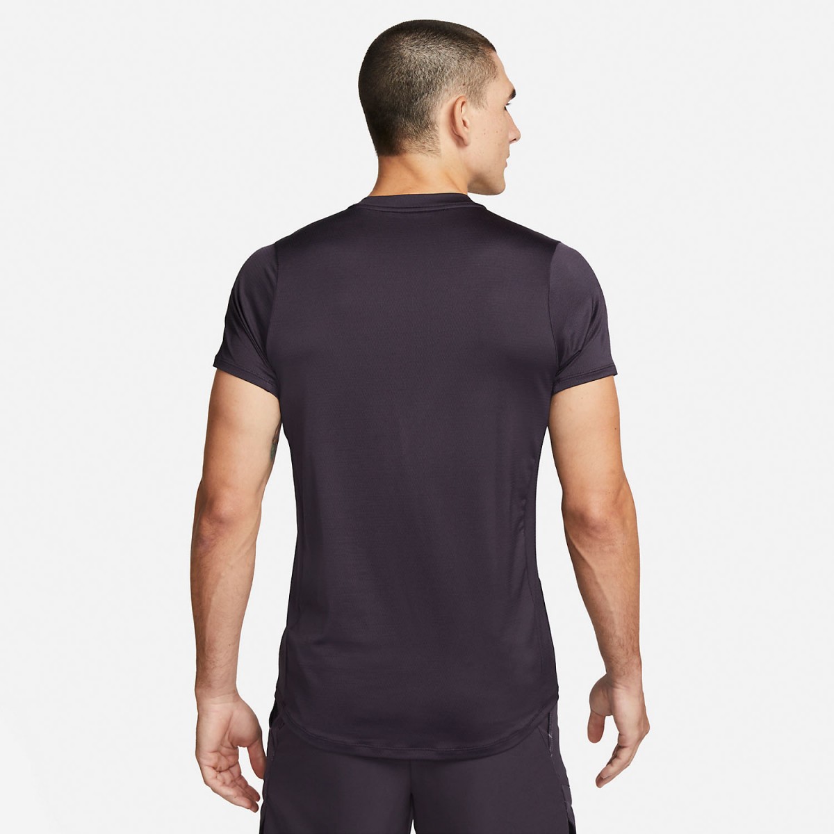 Теннисная футболка мужская Nike Advantage Crew Top cave purple/white
