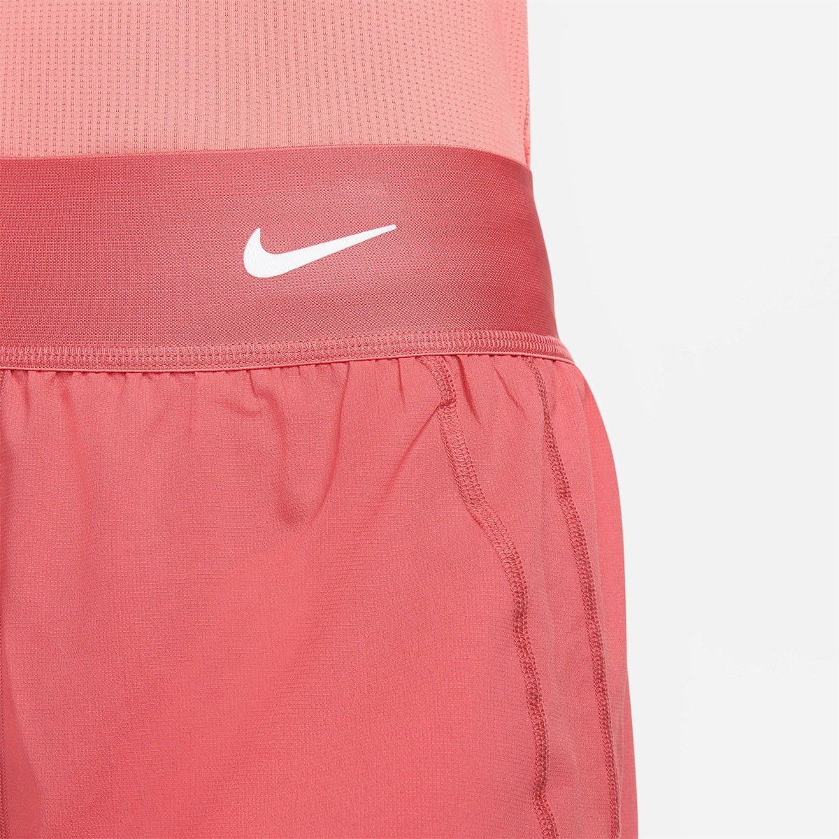 Теннисные шорты женские Nike Court Advantage Short adobe/white