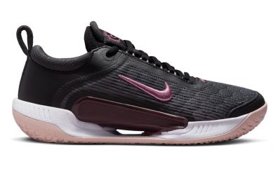 Тенісні кросівки жіночі Nike Zoom Court NXT dark smoke grey/pinksicle/black Тенісні кросівки жіночі Nike Zoom Court NXT dark smoke grey/pinksicle/black