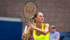 МАРТА КОСТЮК ДОЛАЄ ПЕРШЕ КОЛО НА ТУРНІРІ WTA У КИТАЇ.