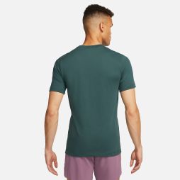 Теннисная футболка мужская Nike Rafa Tennis T-Shirt deep jungle