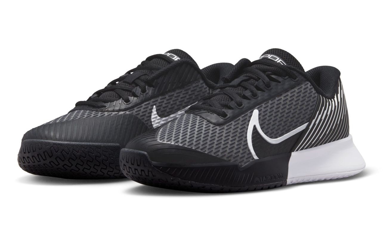 Тенісні кросівки жіночі Nike Zoom Vapor Pro 2 black/white