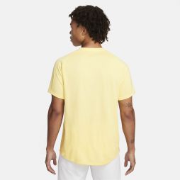 Тенісна футболка чоловіча Nike Court Victory Crew soft yellow/topaz gold/black Тенісна футболка чоловіча Nike Court Victory Crew soft yellow/topaz gold/black