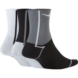 Nike Everyday Plus Lightweight Ankle 3-pack/black/white/grey Nike Everyday Plus Lightweight Ankle 3-pack/black/white/grey