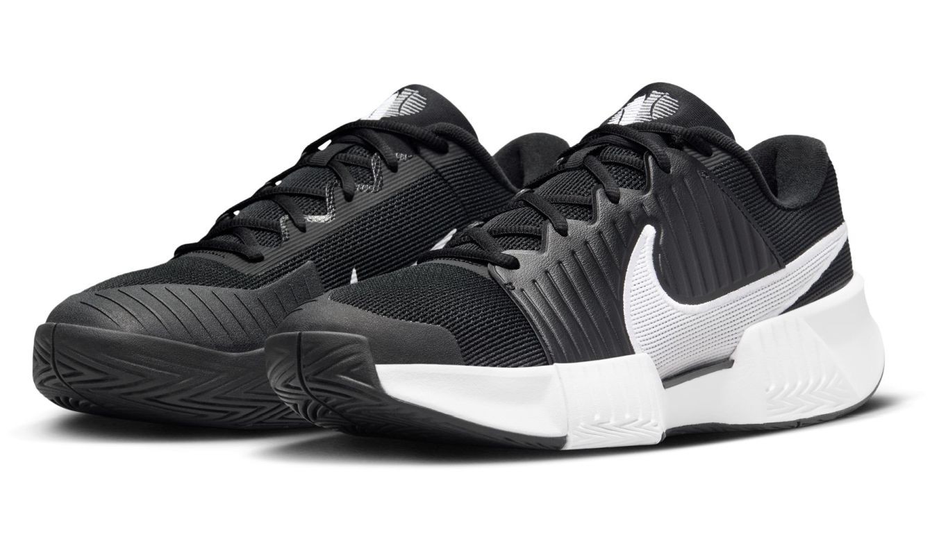 Теннисные кроссовки мужские Nike Zoom GP Challenge Pro black/white/black