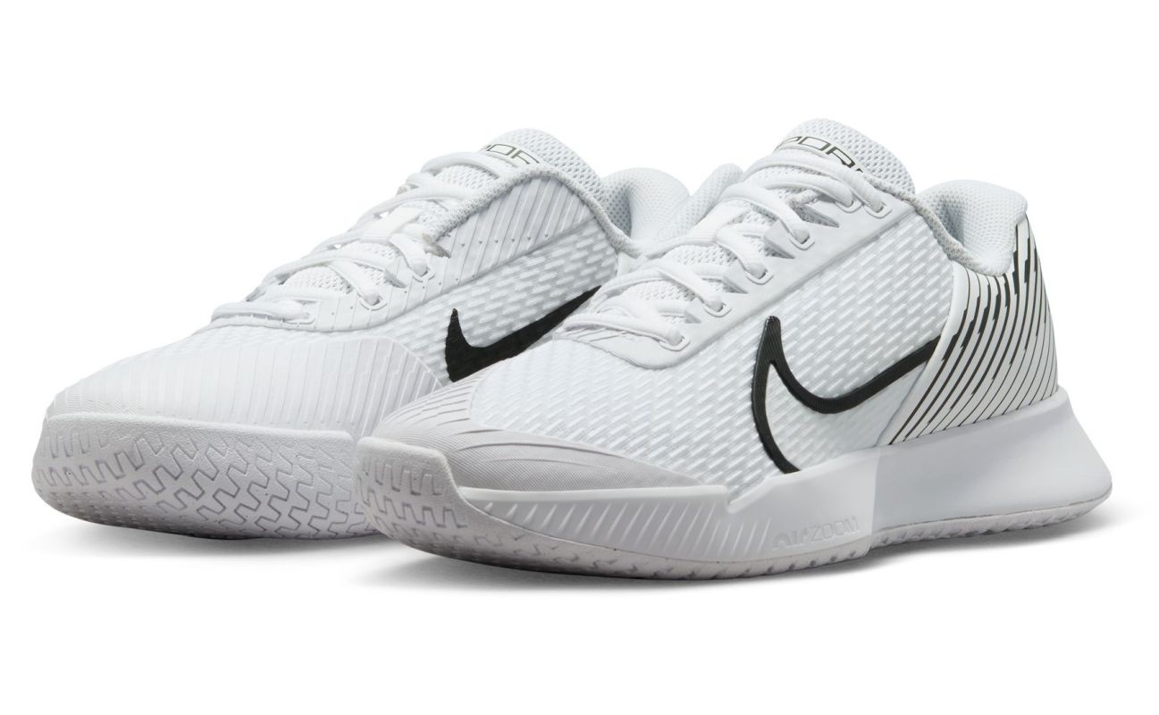 Теннисные кроссовки женские Nike Zoom Vapor Pro 2 white/black/pure platinum