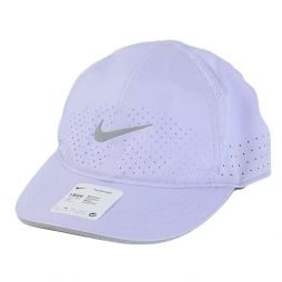 Кепка жіноча Nike Featherlight Women Кепка жіноча Nike Featherlight Women