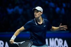 ЯННІК ЗІННЕР ОДНООСІБНИЙ ЛІДЕР ГРУПИ НА ATP FINALS 2024 У ТУРИНІ. УКРАЇНЦІ НА КОРТАХ СВІТУ: