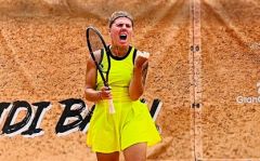 ВПЕВНЕНА ПЕРЕМОГА ОЛІЙНИКОВОЇ В ОСНОВНІЙ СІТЦІ ТУРНІРУ WTA 125. САЧКО УСПІШНО ДОЛАЄ КВАЛІФІКАЦІЮ.