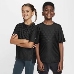 Футболка дитяча Nike ADV Multi Tech Top black Футболка дитяча Nike ADV Multi Tech Top black