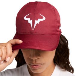 Тенісна кепка Nike Rafa Club Cap team red/white Тенісна кепка Nike Rafa Club Cap team red/white