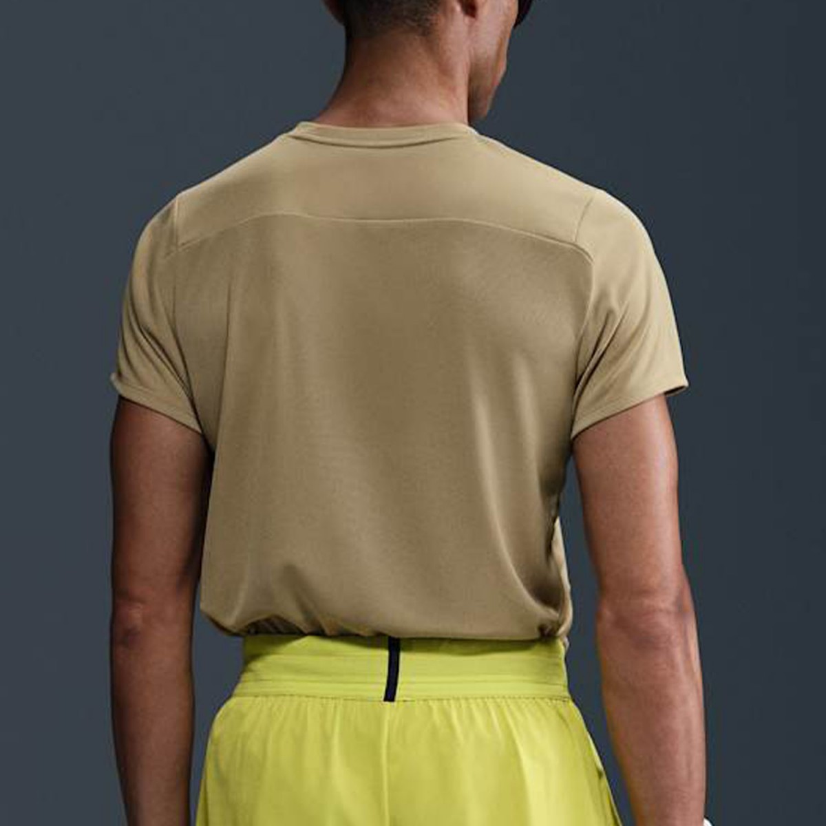 Тенісна футболка чоловіча Nike Court Victory T-Shirt parachute beige/white