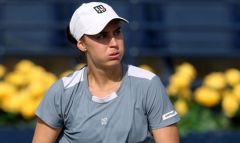 ФІАСКО КАЛІНІНОЇ НА КОРТАХ РОЛАН ГАРРОС.УКРАЇНЦІ НА КОРТАХ СВІТУ: