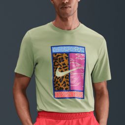 Футболка чоловіча Nike Dri-FIT Court T-Shirt olive aura Футболка чоловіча Nike Dri-FIT Court T-Shirt olive aura