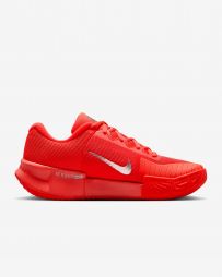 Тенісні кросівки жіночі Nike Zoom GP Challenge Pro PRM Грунт bright crimson/metallic silver Тенісні кросівки жіночі Nike Zoom GP Challenge Pro PRM Грунт bright crimson/metallic silver
