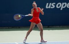ТРУДОВА ПЕРЕМОГА КОСТЮК. ИННА ЧЕМПІОНКА US OPEN ЗАВЕРШУЄ ВИСТУПИ.