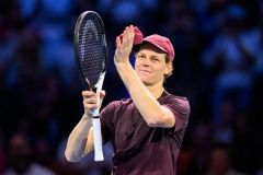 ЗІННЕР ВПЕВНЕНО КРОКУЄ ДО ЗАВОЮВАННЯ ТРОФЕЮ. СНІГУР ВИХОДИТЬ ДО ЧВЕРТЬФІНАЛУ.