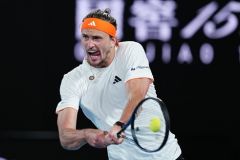 ЗВЄРЄВ ПЕРШИЙ ПІВФІНАЛІСТ AUSTRALIAN OPEN. УКРАЇНЦІ НА КОРТАХ СВІТУ: