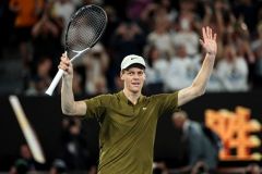 ЗІННЕР ПРОДОВЖУЄ УСПІШНИЙ ЗАХИСТ ЧЕМПІОНСЬКОГО ТИТУЛУ 