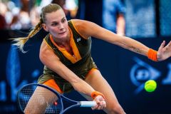 ЯСТРЕМСЬКА ЗДОБУВАЄ ПЕРЕМОГУ НА СТАРТІ ТУРНІРУ WTA 500 В ОАЕ
