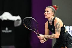 ОЛІЙНИКОВА ВИХОДИТЬ ДО ЧВЕРТЬФІНАЛУ. КАЛІНІНА УСПІШНО ДОЛАЄ ДРУГИЙ РАУНД.