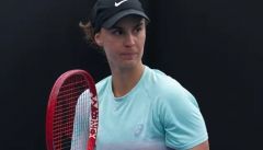 КАЛІНІНА ВПЕВНЕНО ОБІГРУЄ ІТАЛІЙКУ НА ШЛЯХУ ДО ЧВЕРТЬФІНАЛУ НА ТУРНІРІ В ДУБРОВНИКУ. СУХА ПЕРЕМОГА СНІГУР У ДРУГОМУ РАУНДІ ITF-ТУРНІРУ В СЛОВЕНІЇ