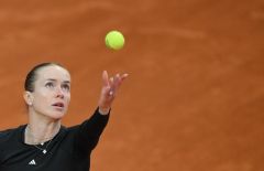 СВІТОЛІНА У ВАЖКОМУ ПРОТИСТОЯННІ ТОРУЄ ШЛЯХ ДО ПІВФІНАЛУ ТУРНІРУ WTA 1000