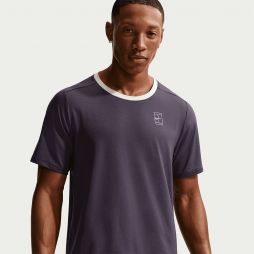Тенісна футболка чоловіча Nike Court Advantage T-Shirt dark raisin/volt tint/white