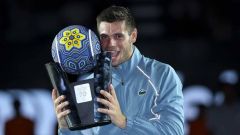 СЕНСАЦІЙНА ПЕРЕМОГА АРТУРА ЖЕА НА ТУРНІРІ ATP 250