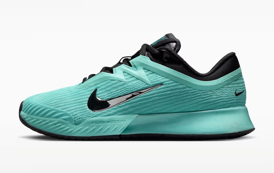 Тенісні кросівки жіночі Nike Zoom Vapor Pro 3 Premium mint/metallic silver/black/pure platinum