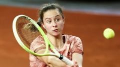 ВПЕВНЕНИЙ СТАРТ ПОДРЕЗ НА ТУРНІРІ У ВАРШАВІ. КАЛІНІНА ЗАЗНАЄ НЕВДАЧІ.