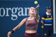 ОЛІЙНИКОВА ВПЕВНЕНО ДОЛАЄ СТАРТОВИЙ РАУНД НА ТУРНІРІ WTA 500 У СІНГАПУРІ