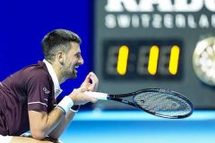 ДЖОКОВИЧ ЗАЗНАЄ НЕСПОДІВАНОЇ ПОРАЗКИ В ДРУГОМУ  РАУНДІ ТУРНІРУ ATP 500 У БАЗЕЛІ